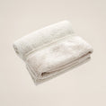 Carica l'immagine nel visualizzatore della galleria, Luxury Cat Blanket
